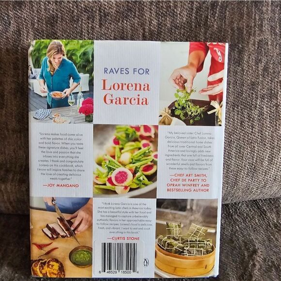 Lorena Garcias New Taco classics Cookbook. - Picture 2 of 9
